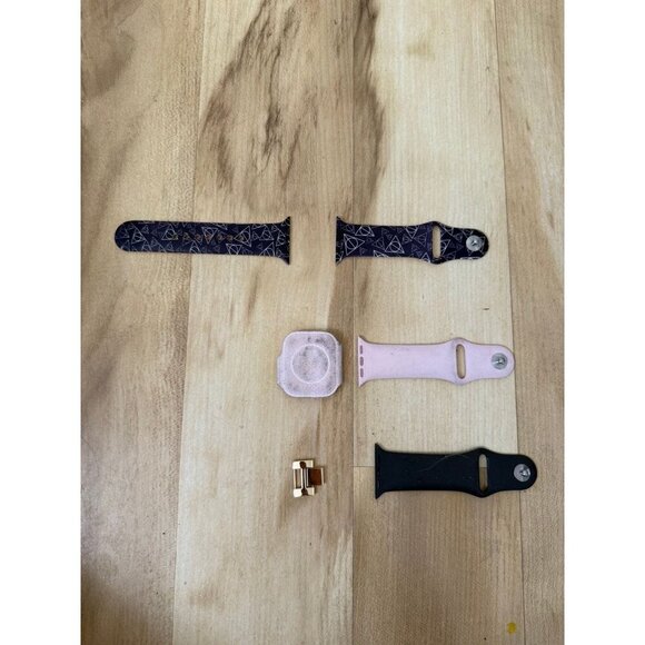 40MM Apple Watch band pieces - Picture 1 of 9